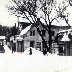 St-Sauveur village, near 1950, St-Sauveur
